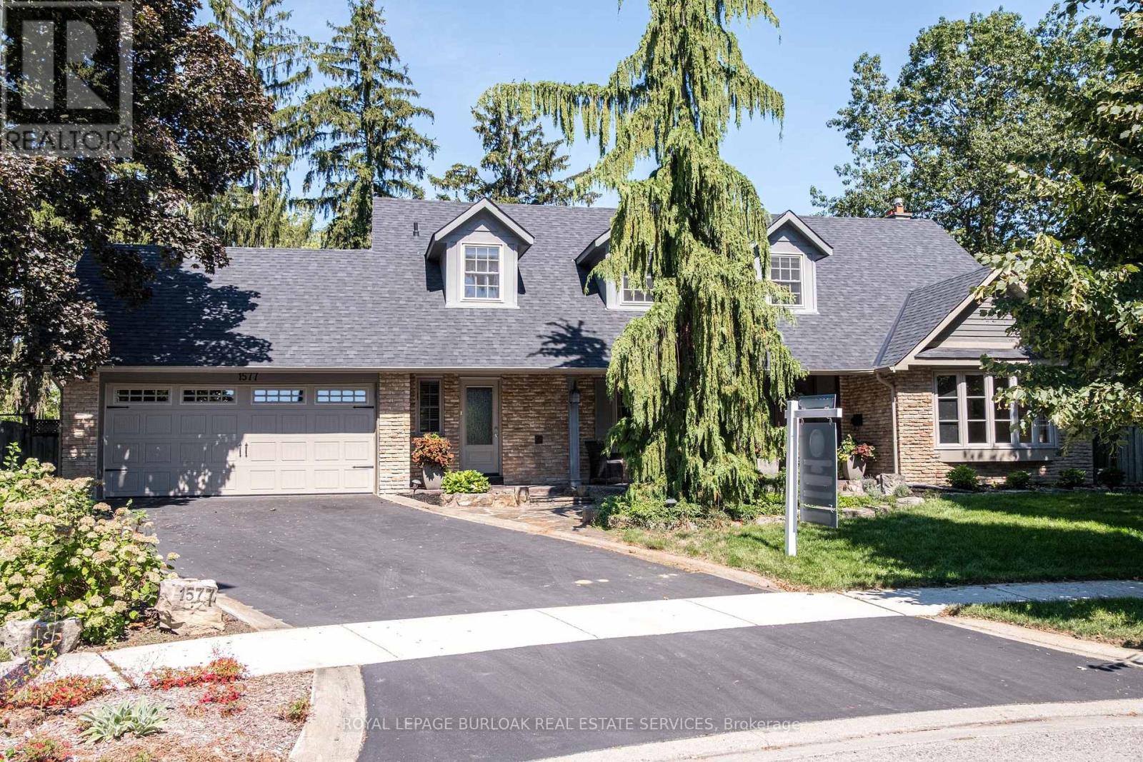 Photo 1 of 1577 Old Spar Court, Mississauga ON