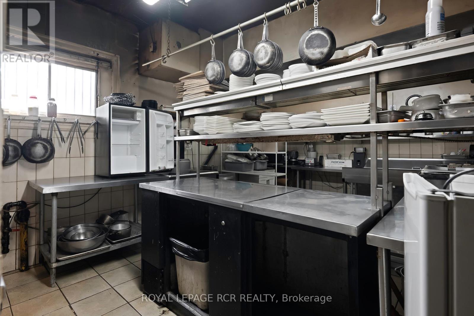Photo 35 of 137 139 Broadway, Orangeville ON