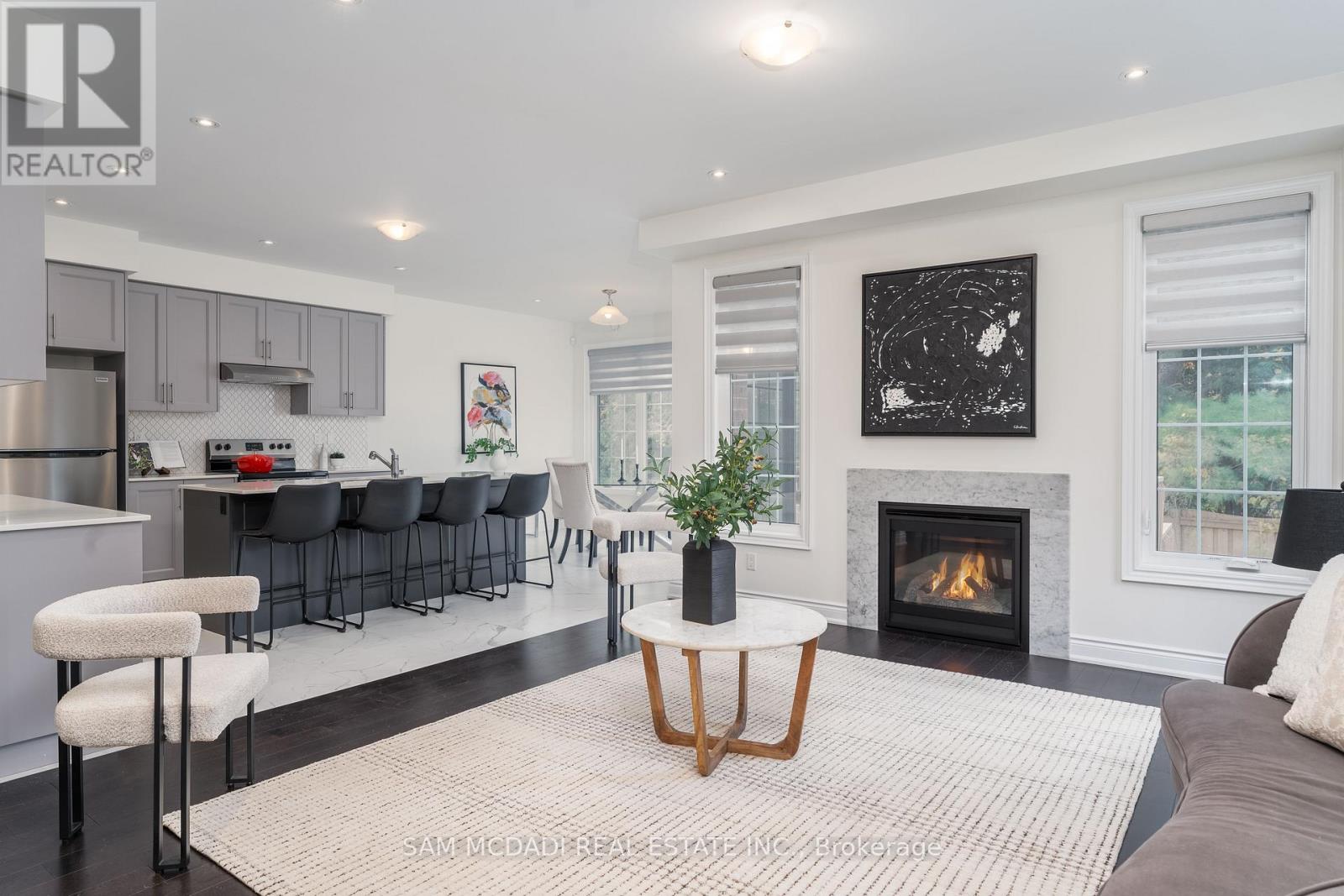Photo 6 of 56 Workgreen Park Way, Brampton ON
