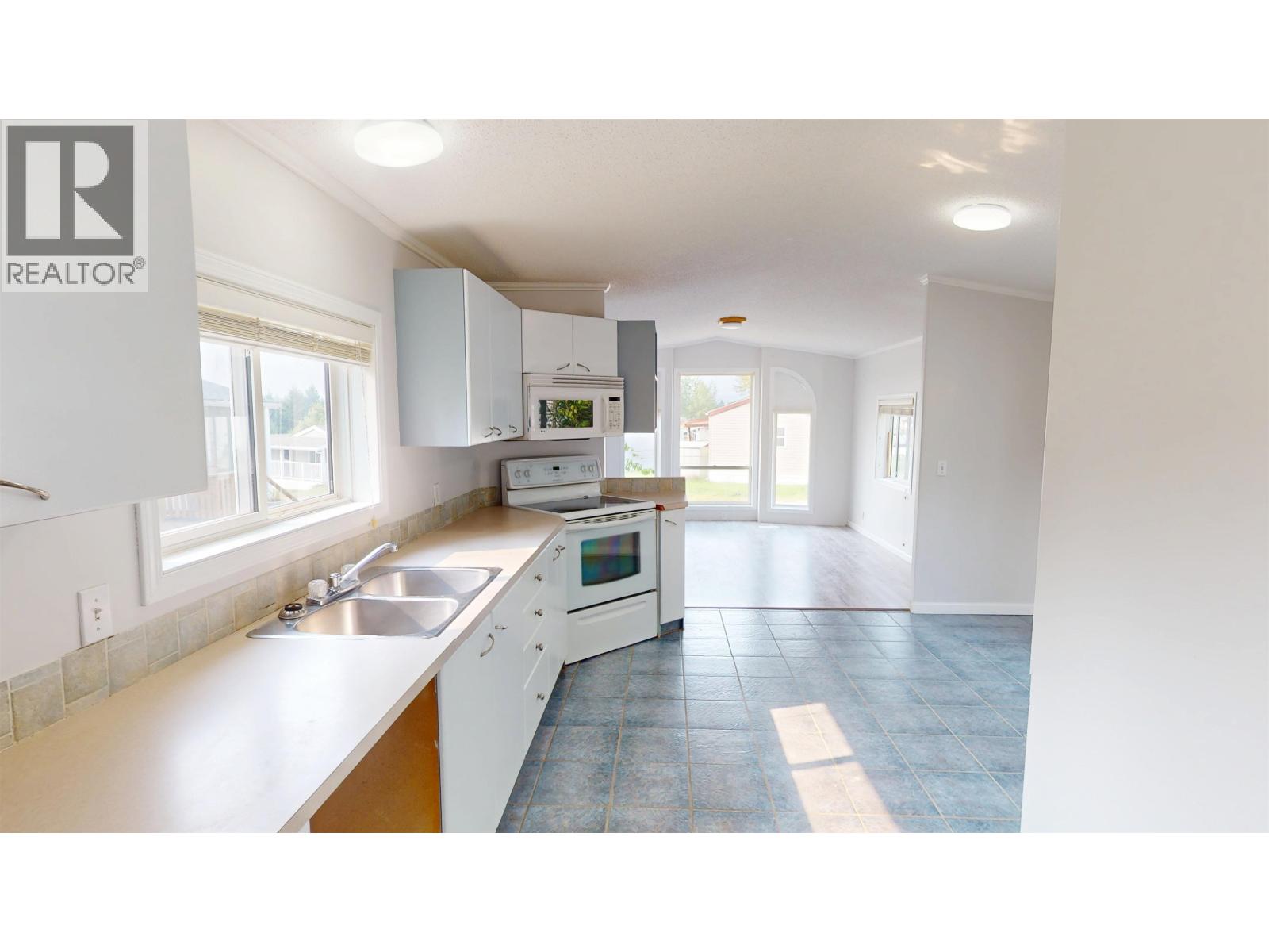 Photo 7 of 44 370 Westland Road, Quesnel BC
