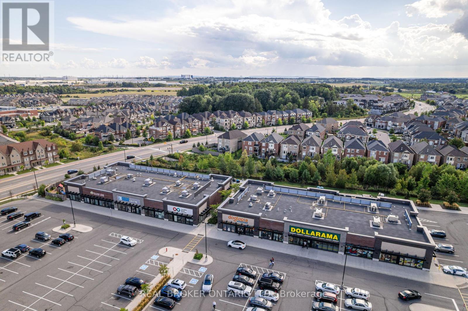 Photo 11 of 4 Mugford Crescent, Brampton ON