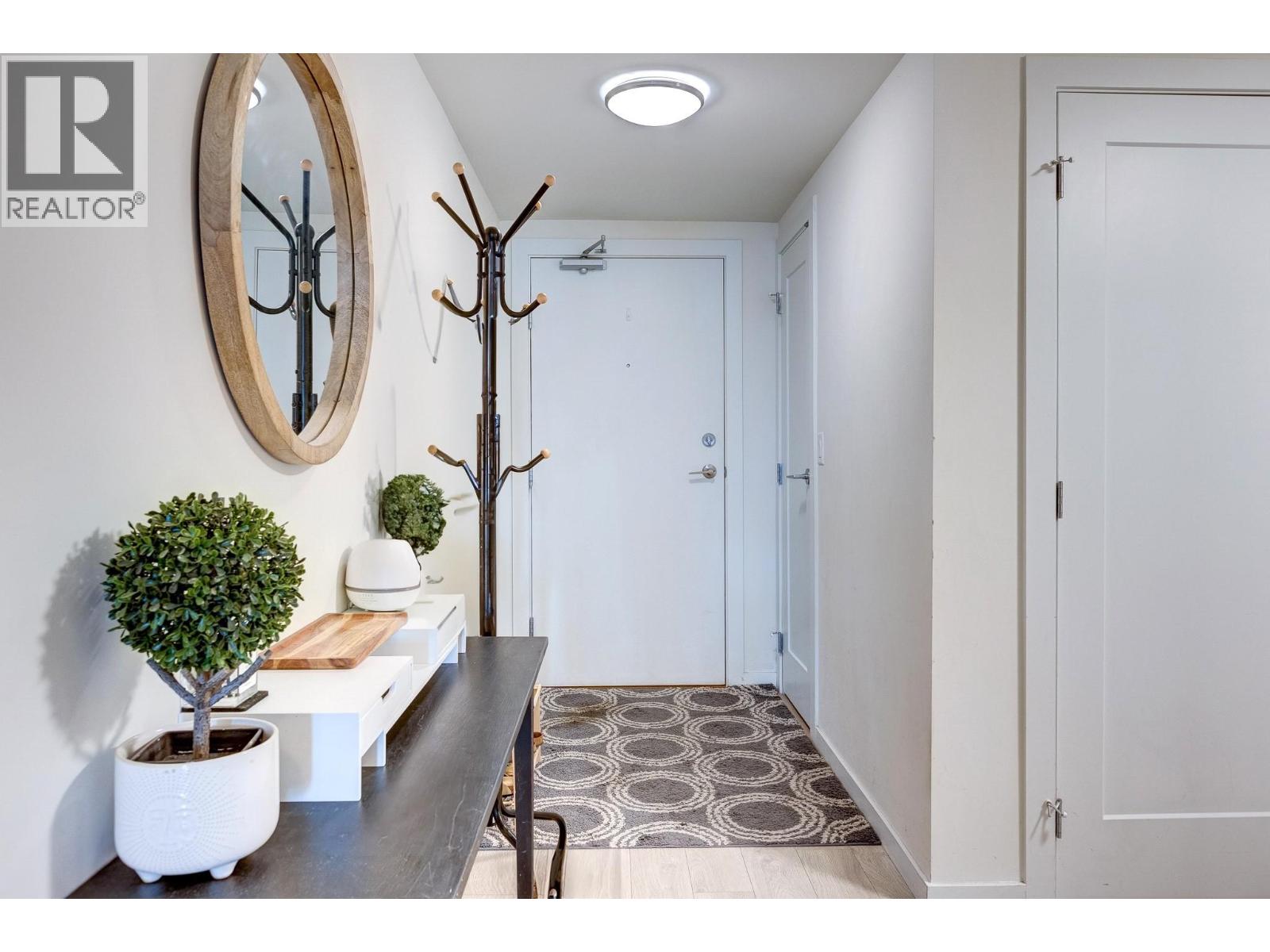 406 485 Groves Avenue, Kelowna