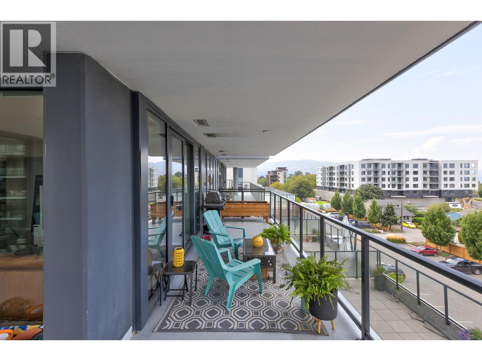 406 485 Groves Avenue, Kelowna