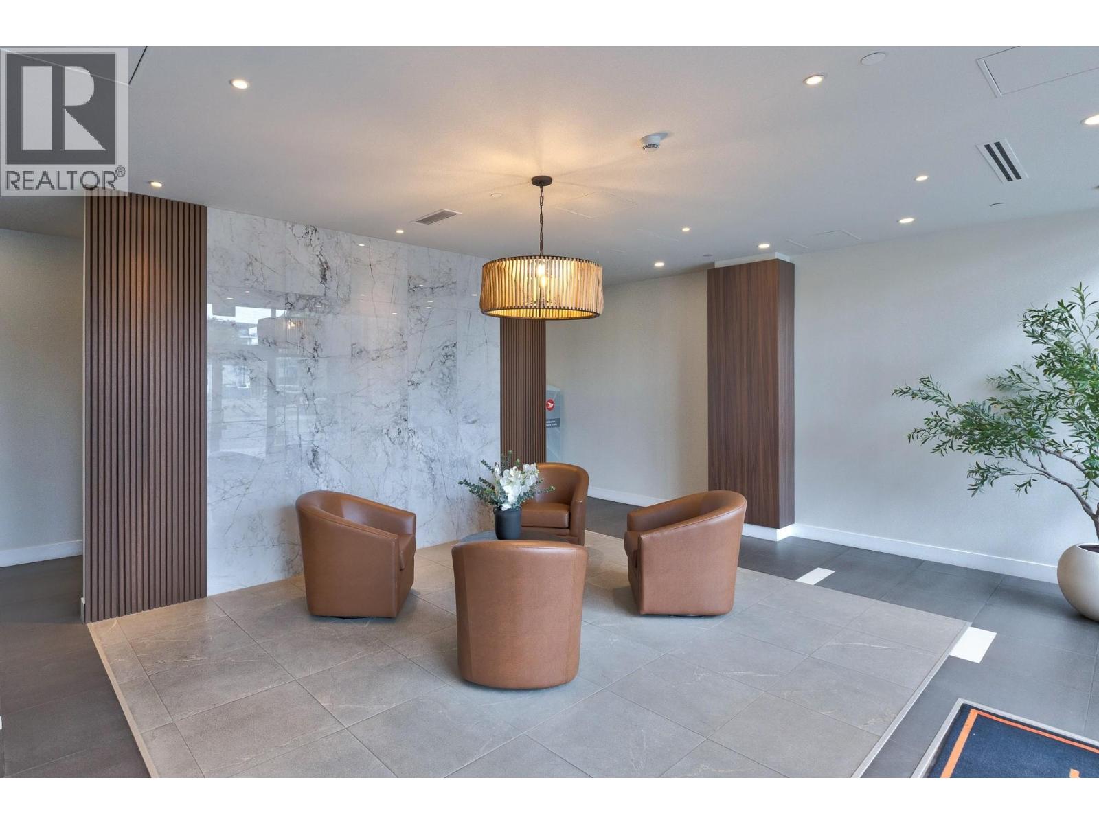 406 485 Groves Avenue, Kelowna