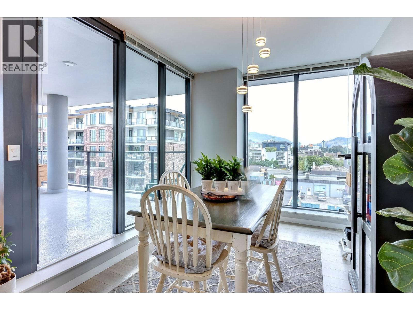 406 485 Groves Avenue, Kelowna