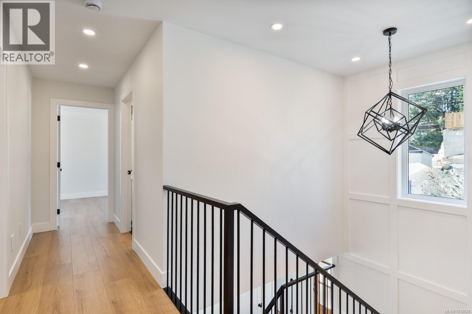 Photo 12 of 552 Belford Pl, Langford BC