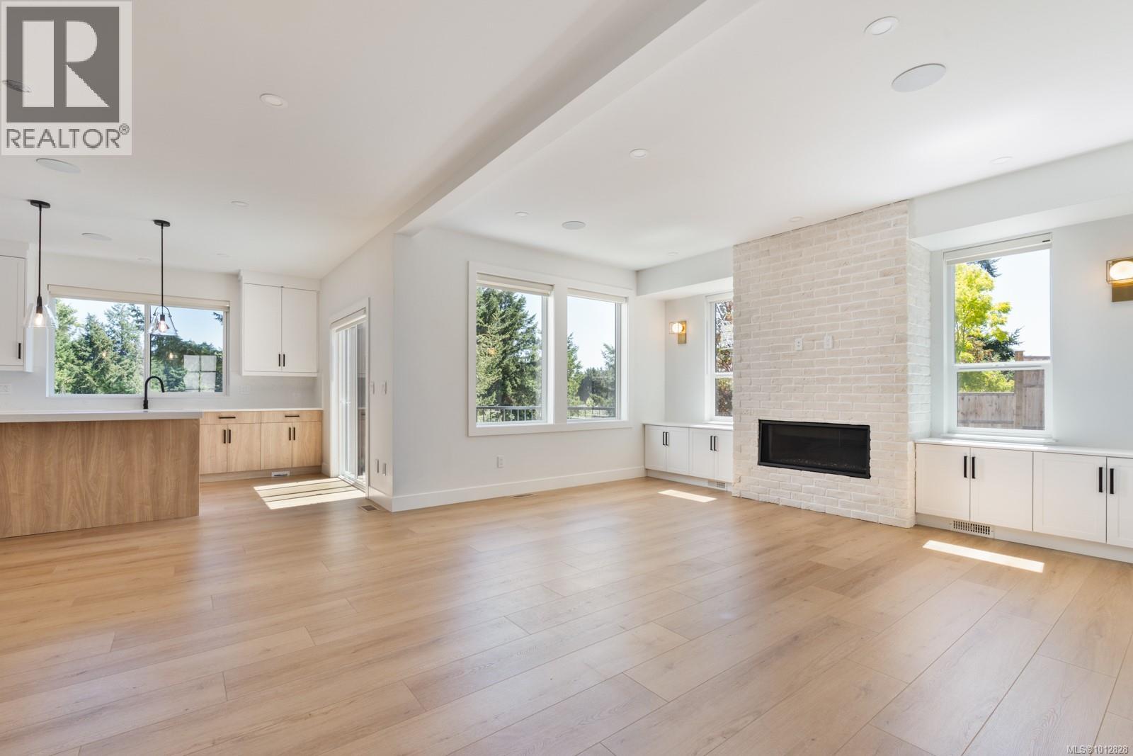 Photo 8 of 552 Belford Pl, Langford BC