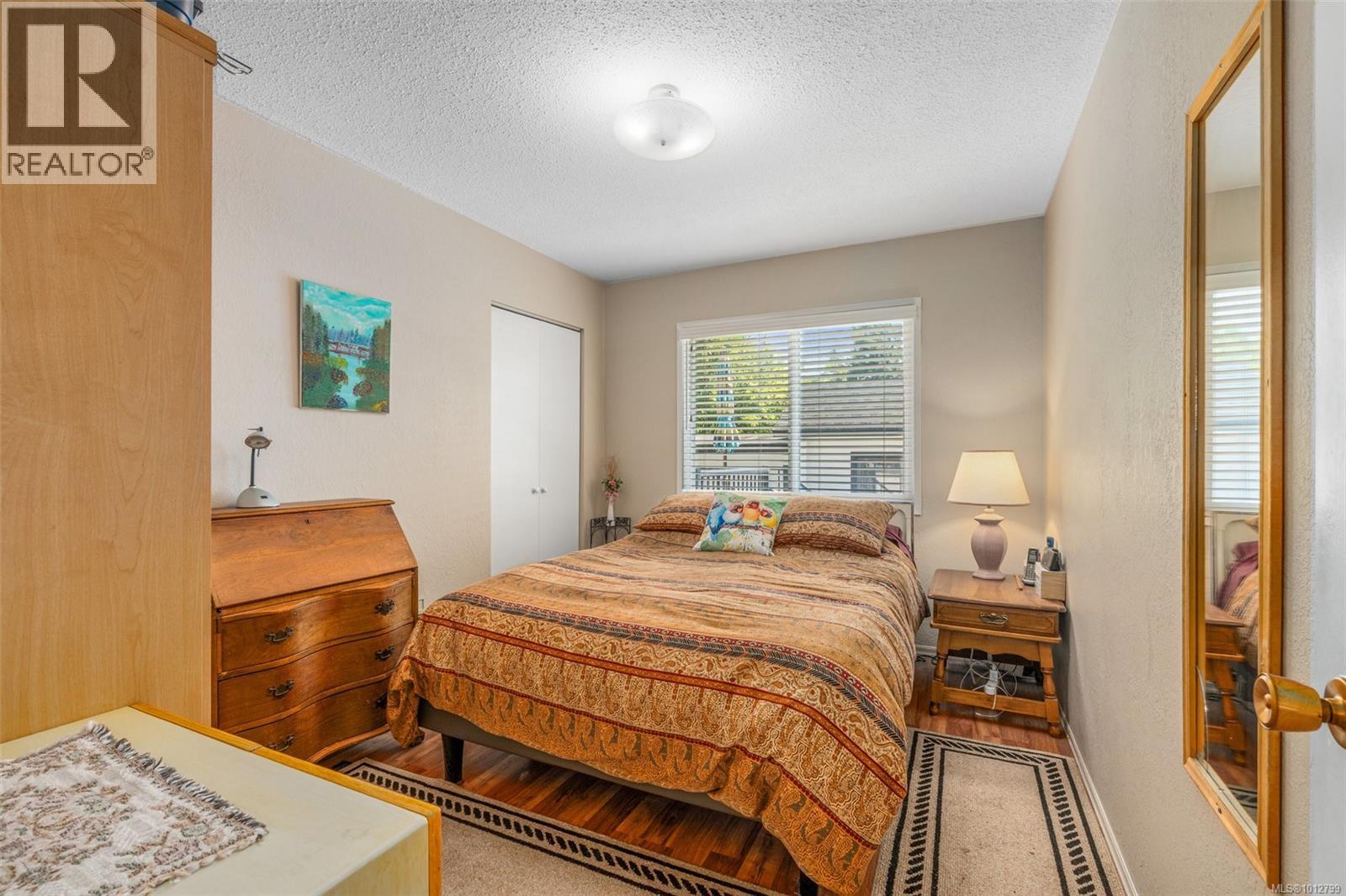 Photo 17 of 955 Tattersall Dr, Saanich BC