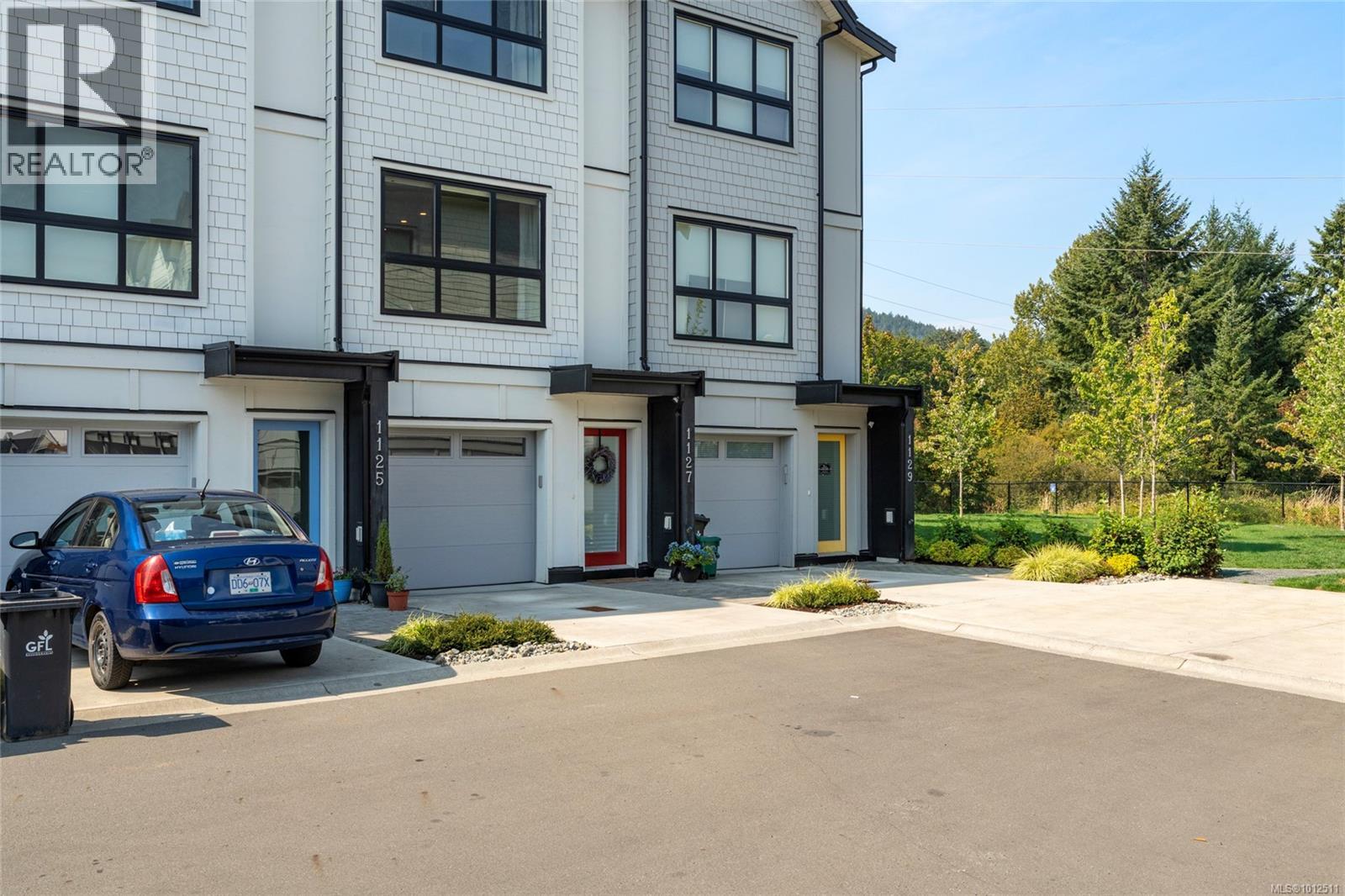 Photo 8 of 1127 Pullman Close, Langford BC