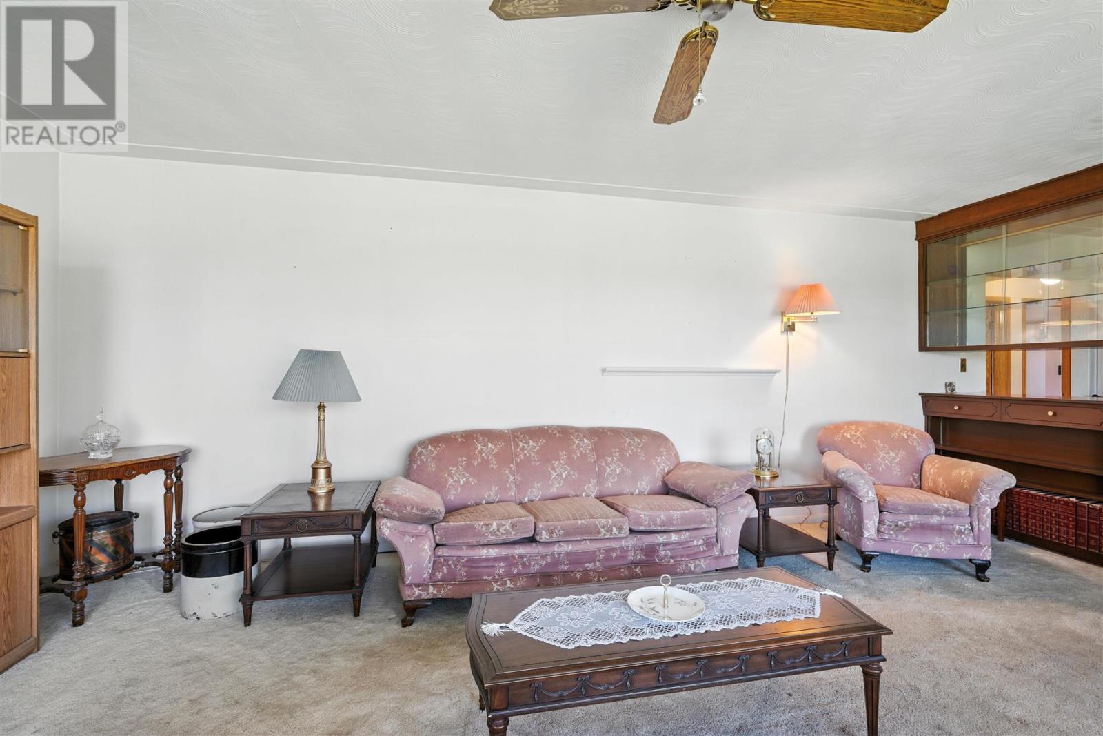 Photo 10 of 343 Rowell Ave, Sault Ste Marie ON