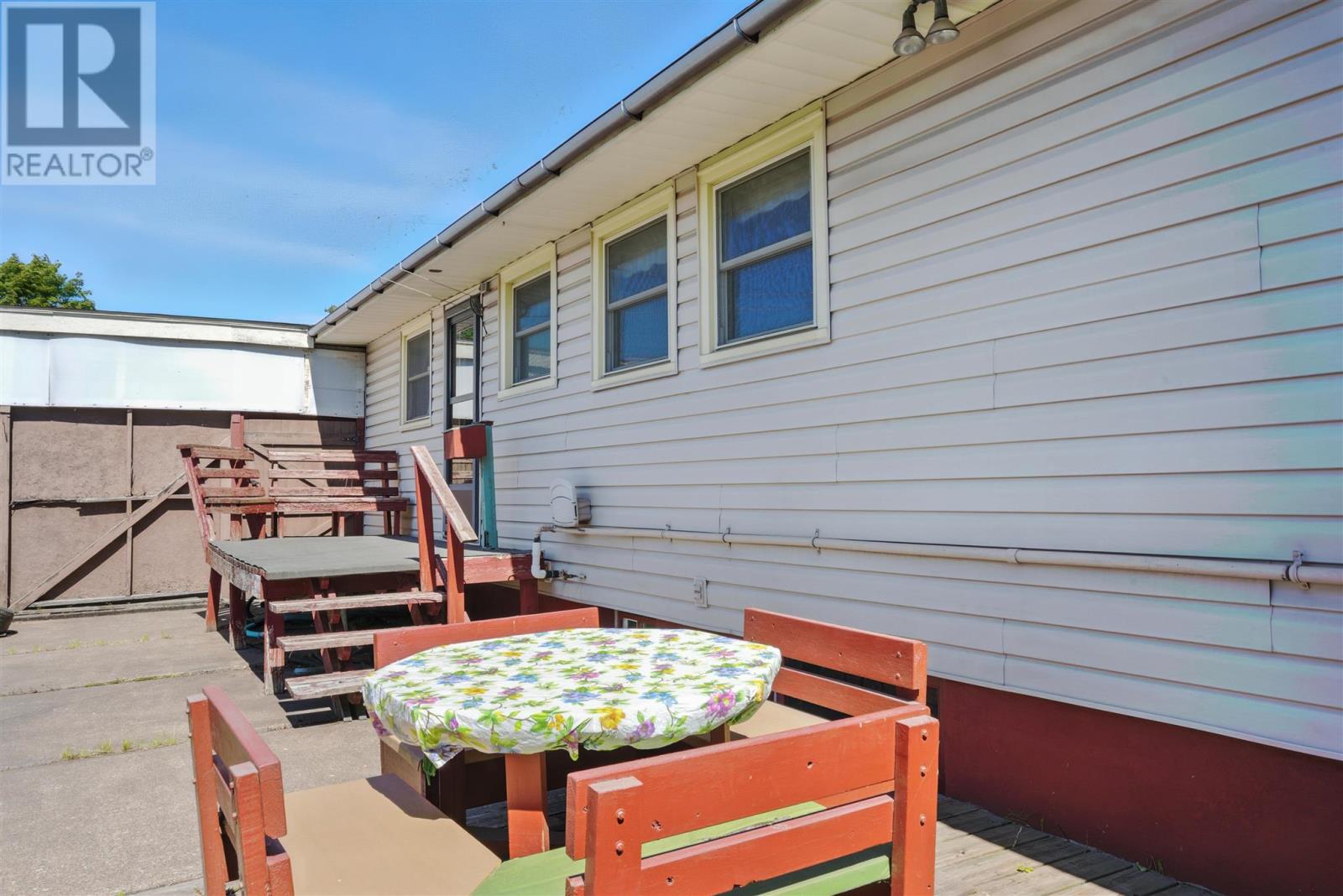 Photo 29 of 343 Rowell Ave, Sault Ste Marie ON
