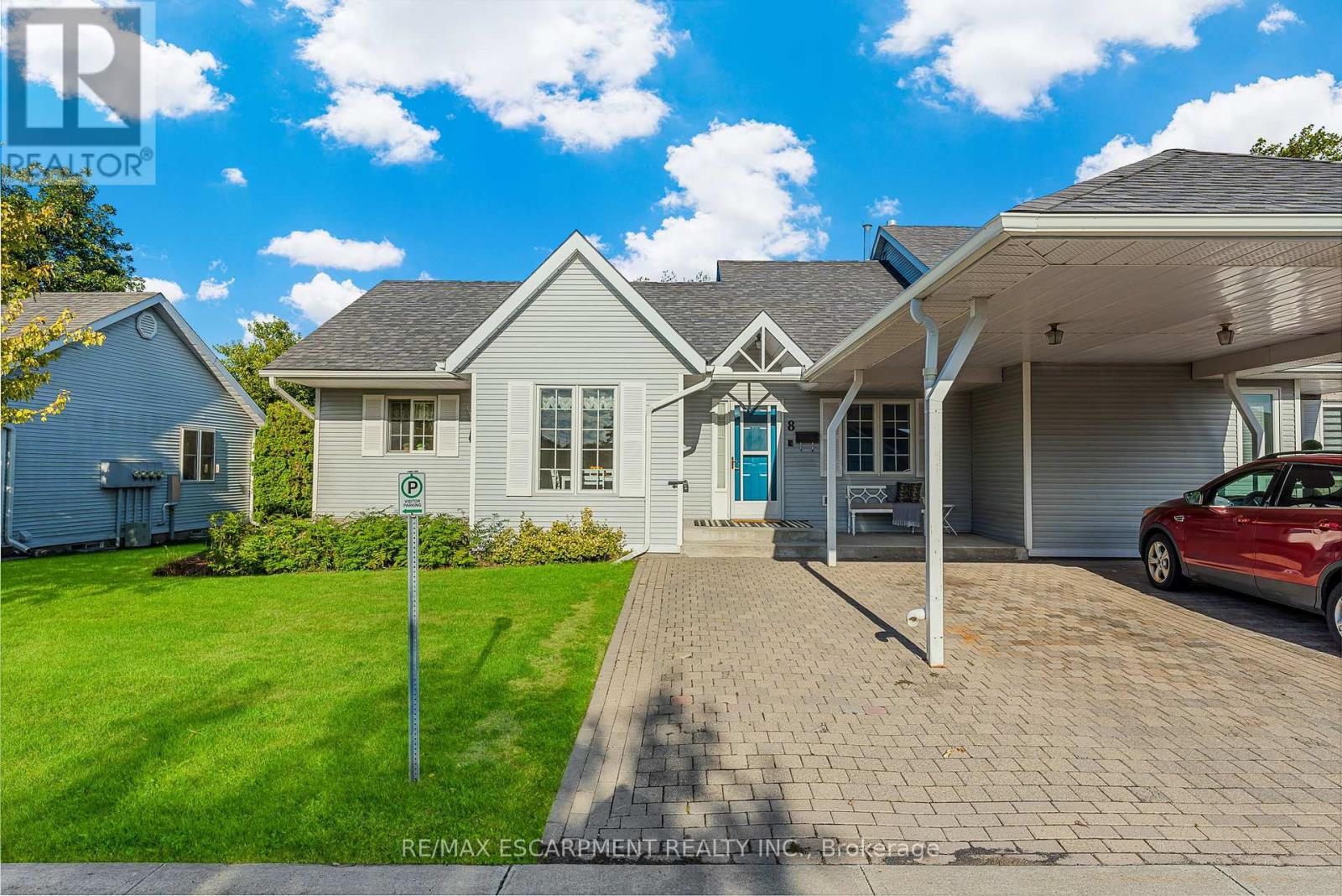 Photo 4 of 8 Garden Drive, West Lincoln ON