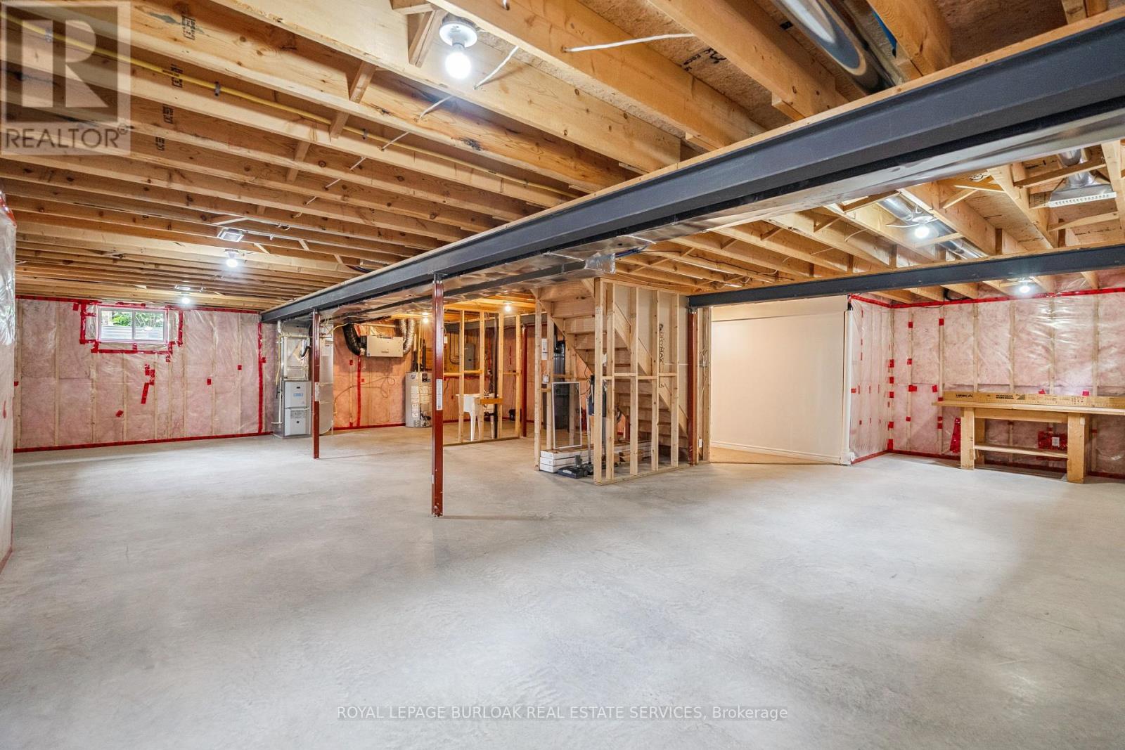 Photo 18 of 90 Driftwood Drive, Norfolk ON