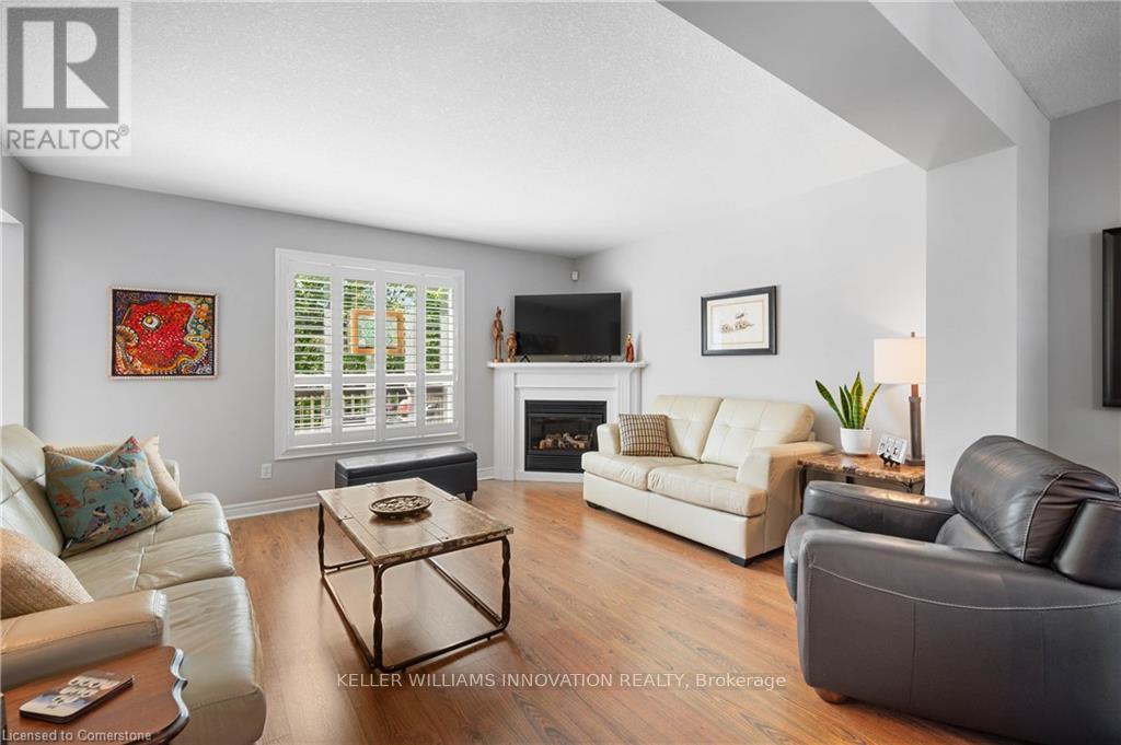 Photo 10 of 69 Hearthwood Crescent, Kitchener ON
