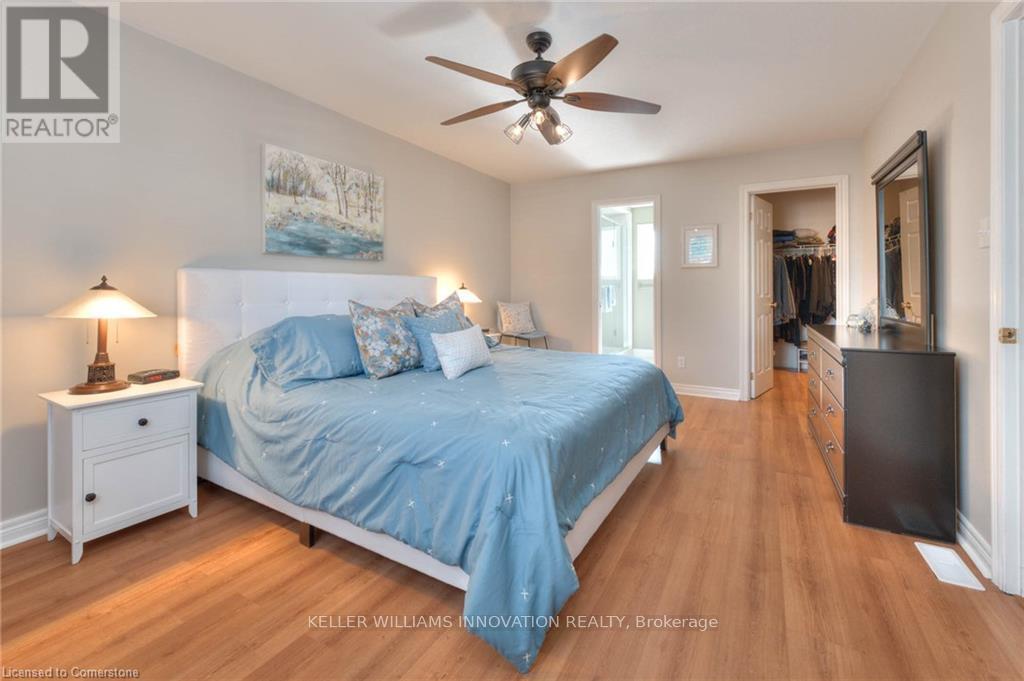 Photo 24 of 69 Hearthwood Crescent, Kitchener ON