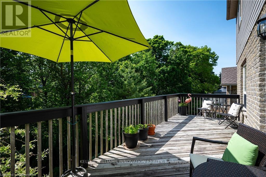 Photo 42 of 69 Hearthwood Crescent, Kitchener ON