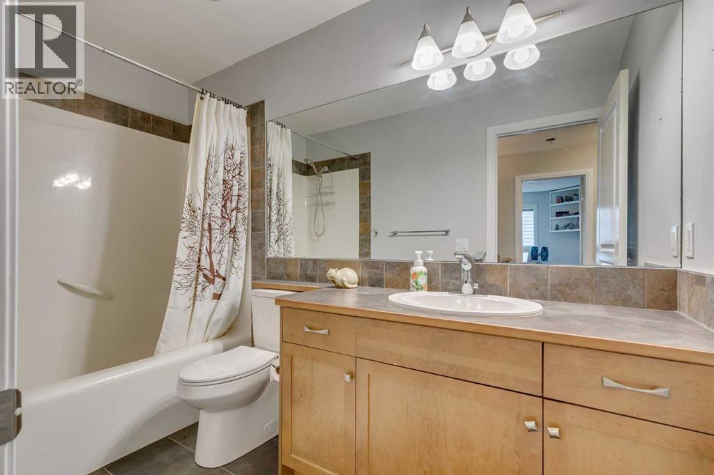 Photo 14 of 12 Aspen Hills Court Sw, Calgary AB