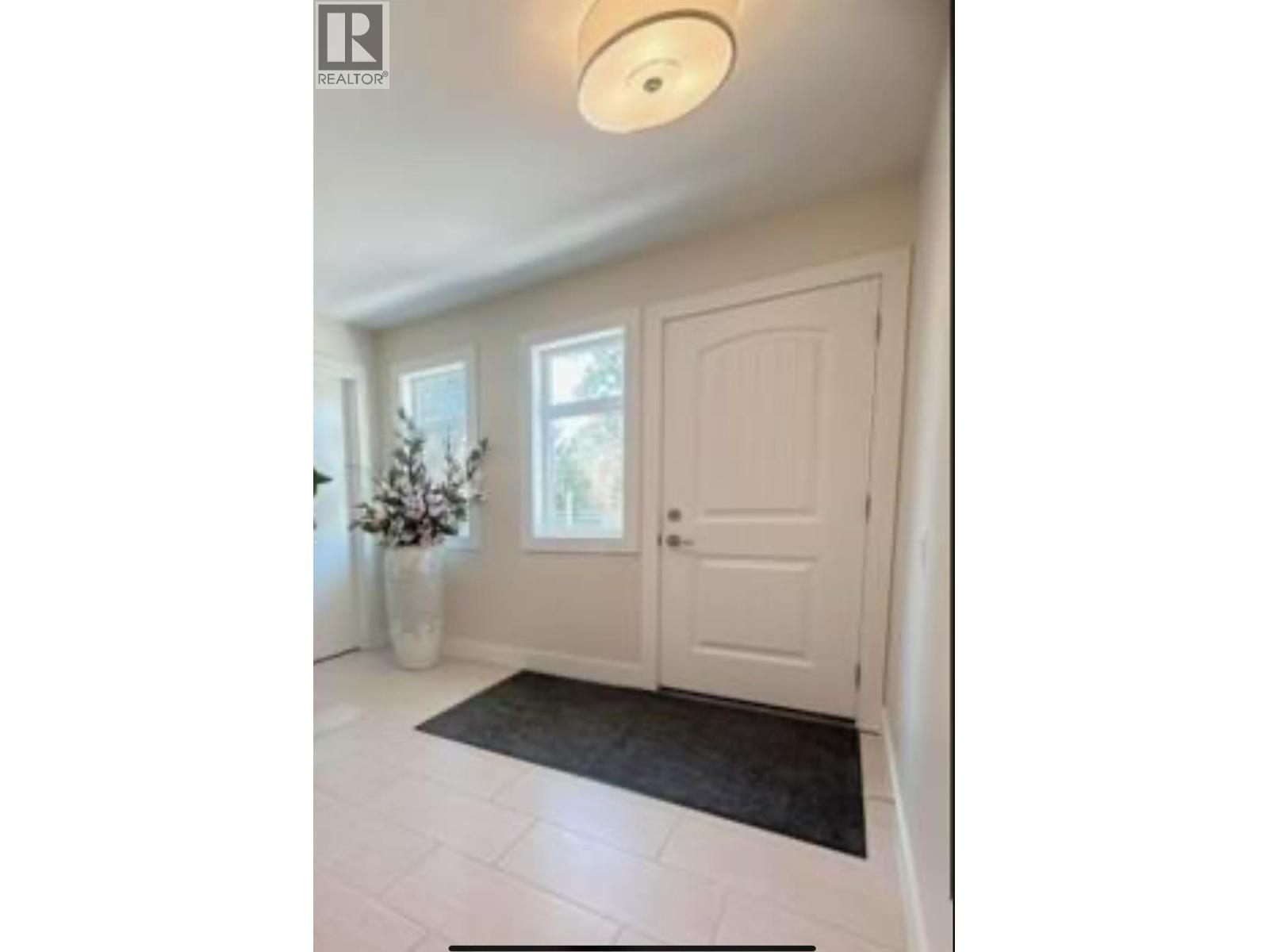 26 1102 Cameron Avenue, Kelowna