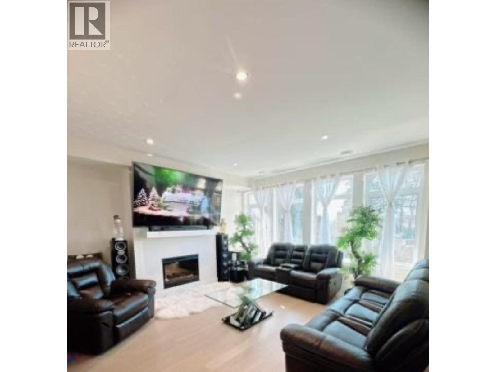 26 1102 Cameron Avenue, Kelowna