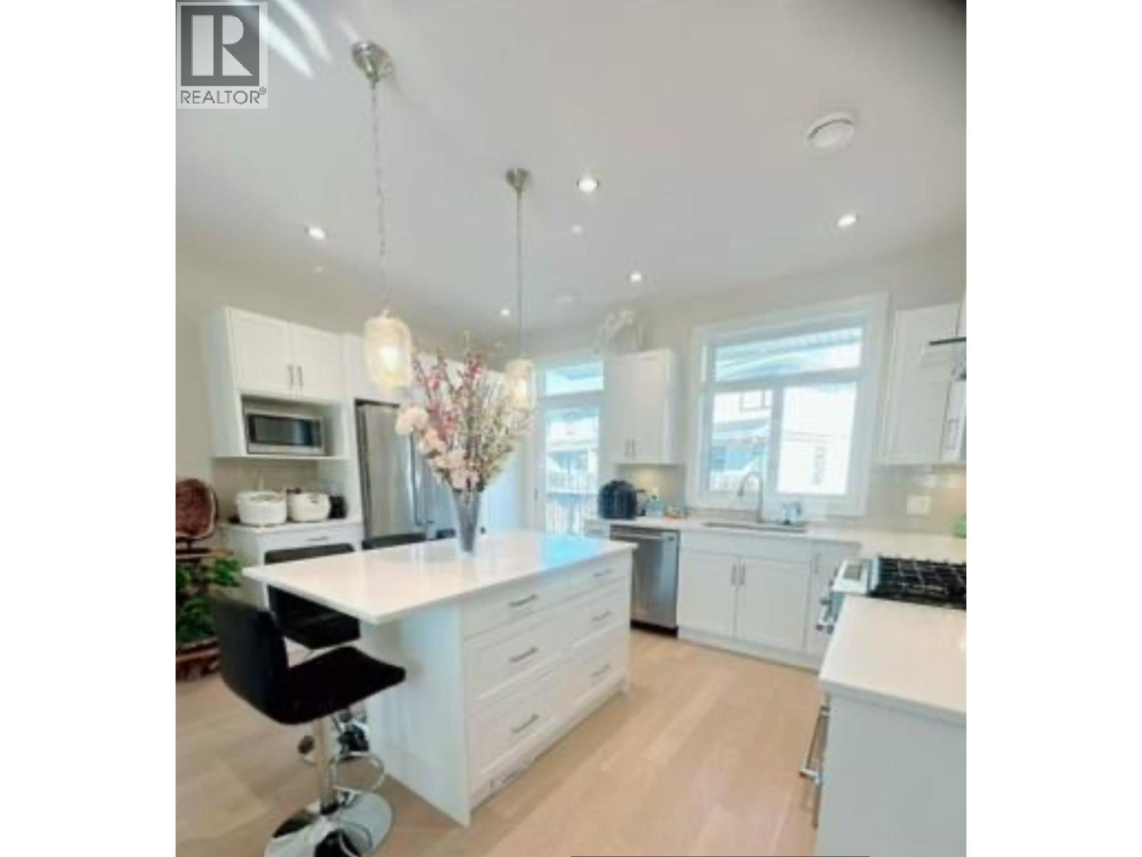 26 1102 Cameron Avenue, Kelowna