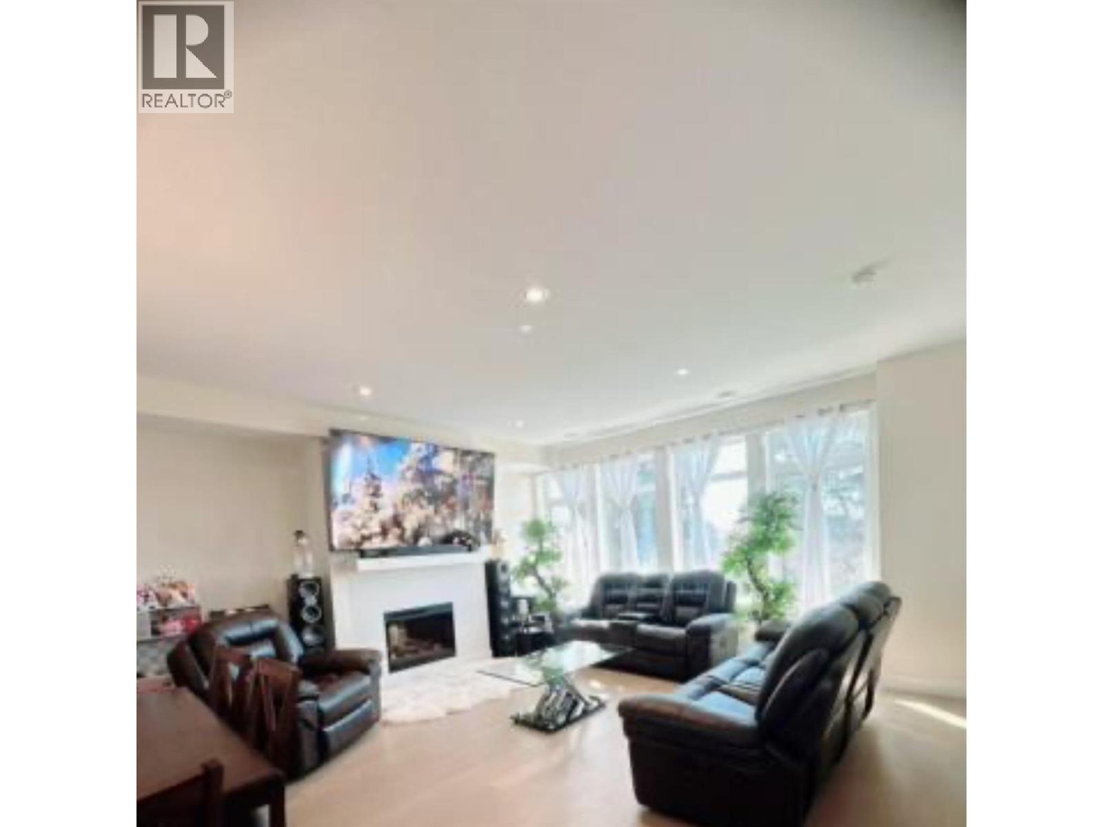 26 1102 Cameron Avenue, Kelowna