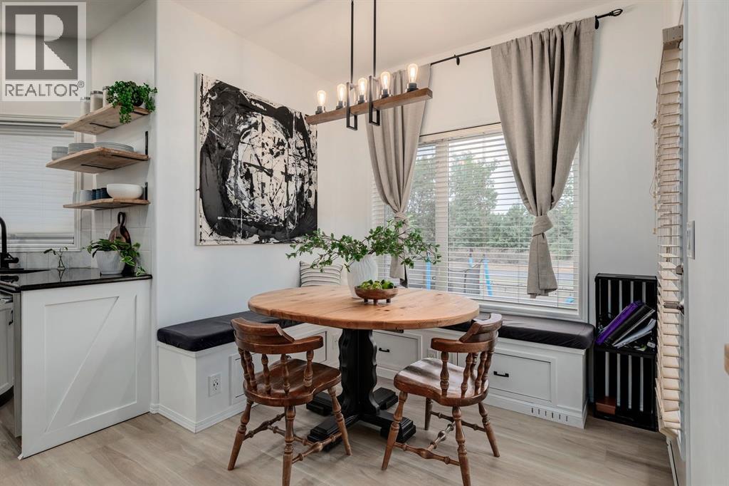 Photo 15 of 1209 Kingsland Road Se, Airdrie AB