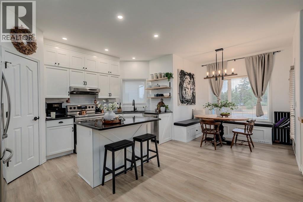 Photo 7 of 1209 Kingsland Road Se, Airdrie AB