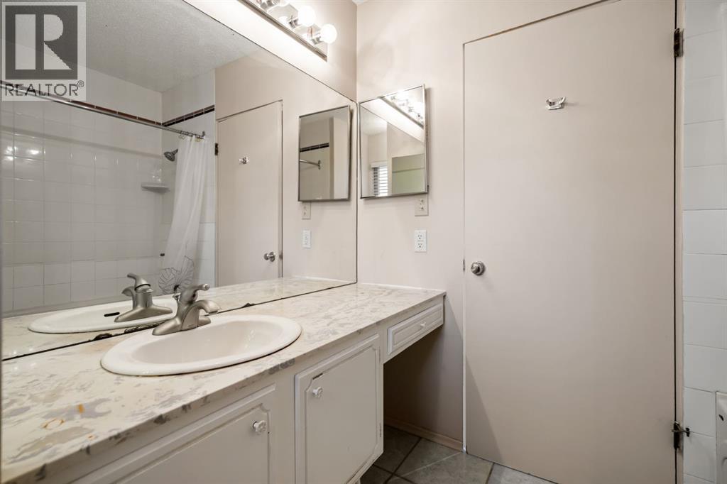 Photo 34 of 427 Willow Grove Crescent Se, Calgary AB