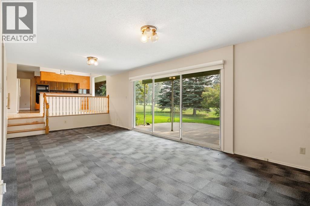 Photo 19 of 427 Willow Grove Crescent Se, Calgary AB