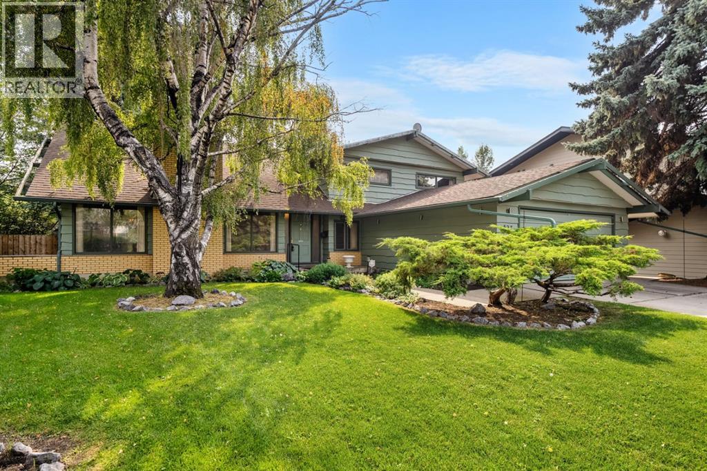 Photo 7 of 427 Willow Grove Crescent Se, Calgary AB