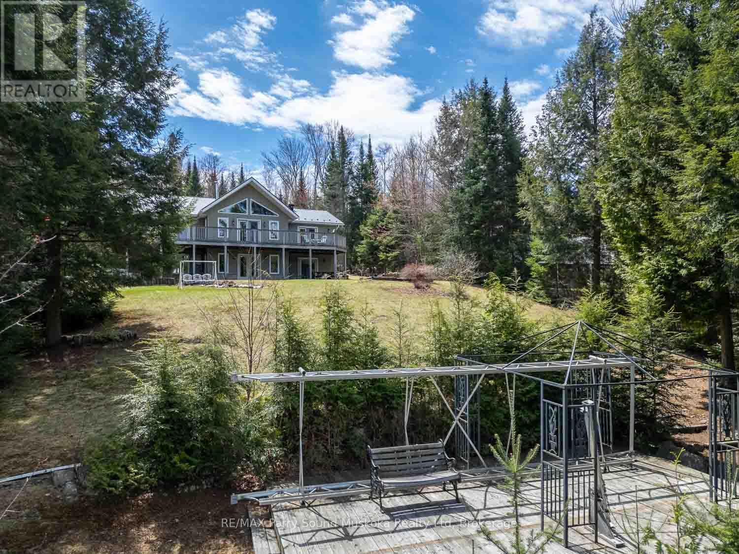 Photo 4 of 1889 South Horn Lake Road, Magnetawan ON