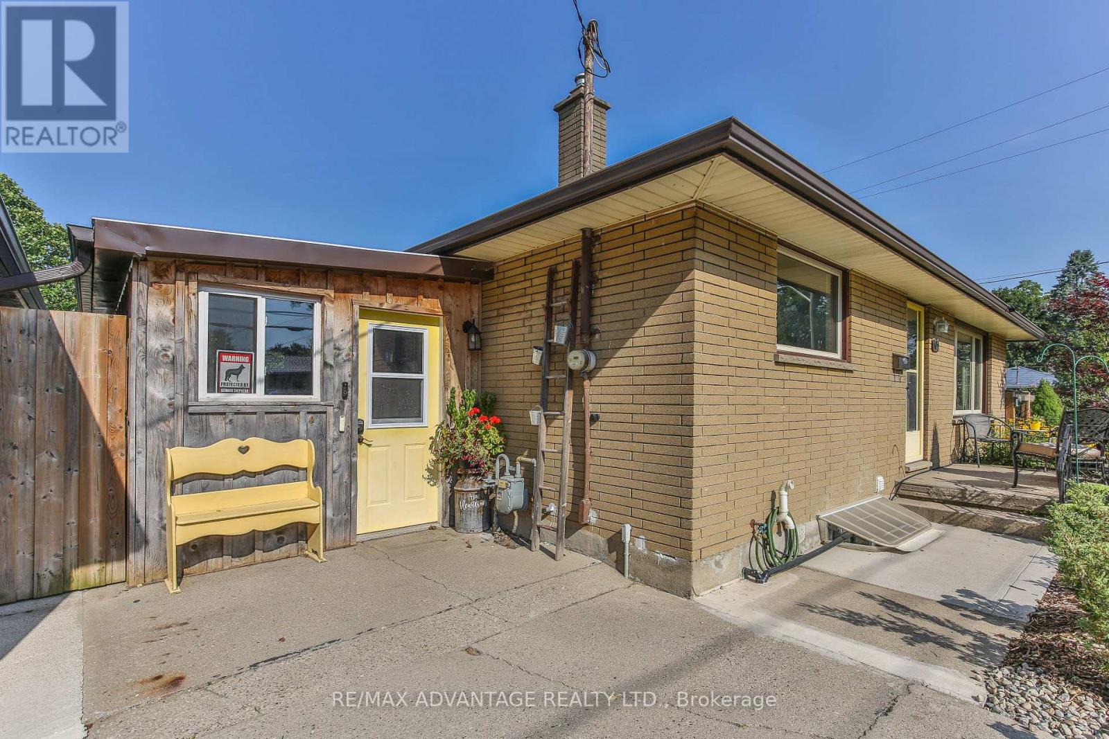 Photo 5 of 103 First Avenue, St Thomas ON