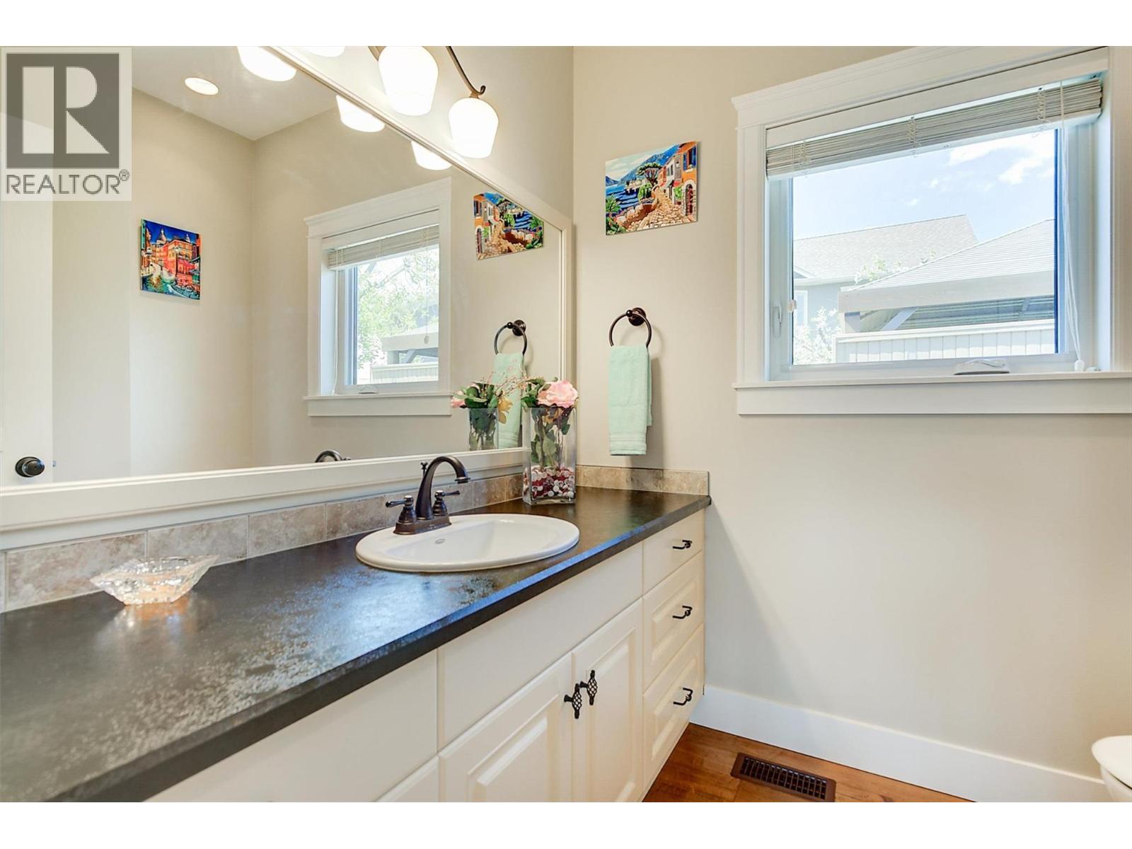 6148 Lipsett Avenue, Peachland