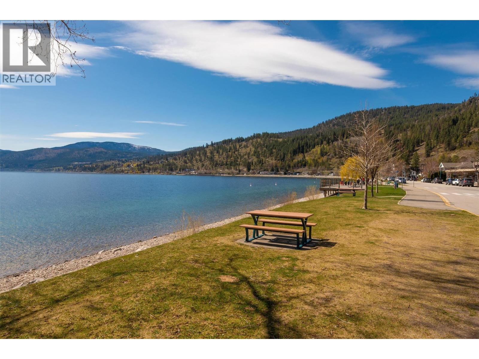 6148 Lipsett Avenue, Peachland