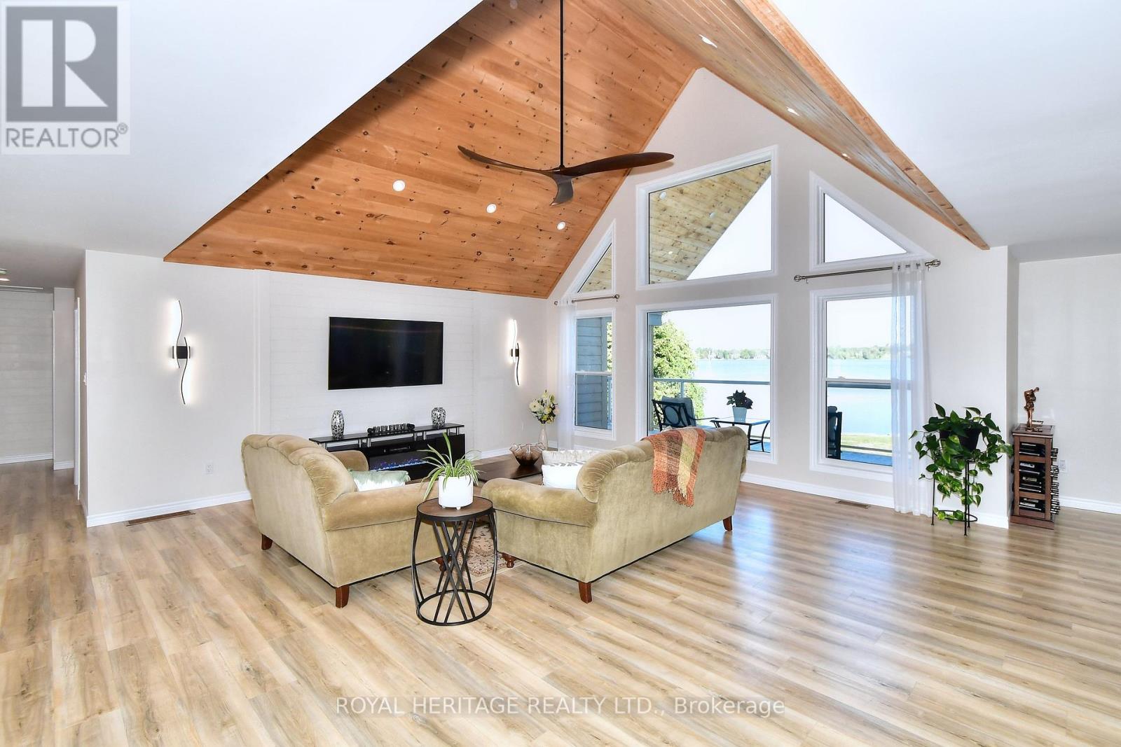 Photo 10 of 1470 Pebble Beach Road, Selwyn ON