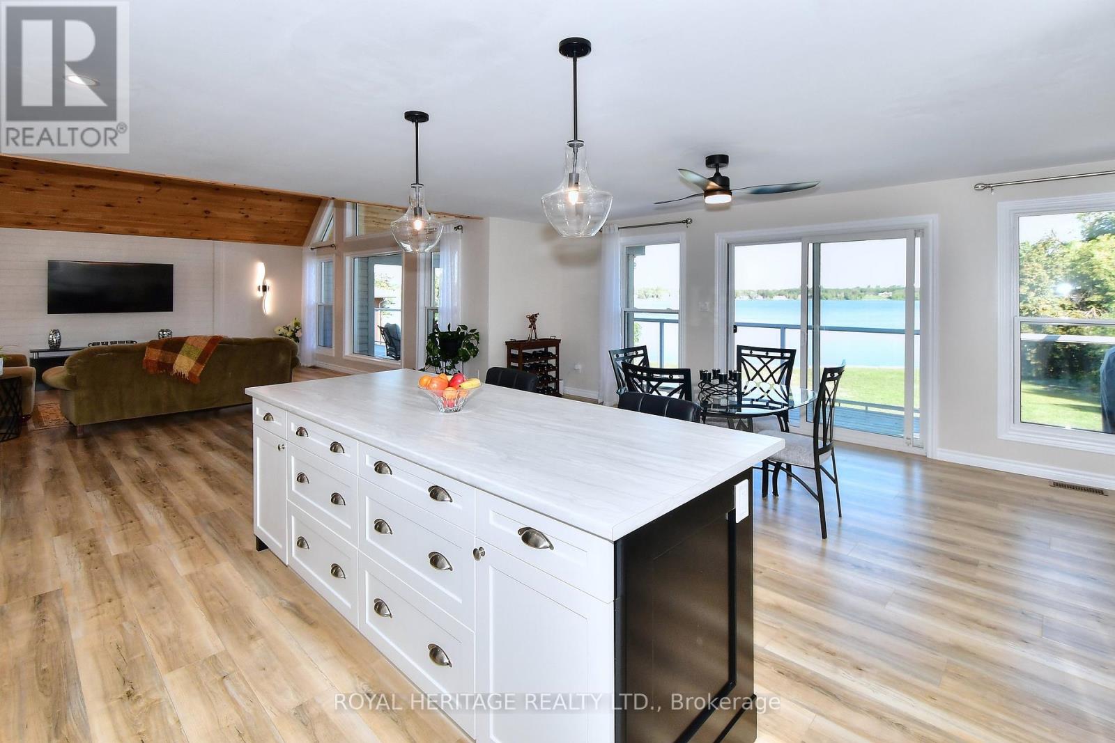 Photo 16 of 1470 Pebble Beach Road, Selwyn ON