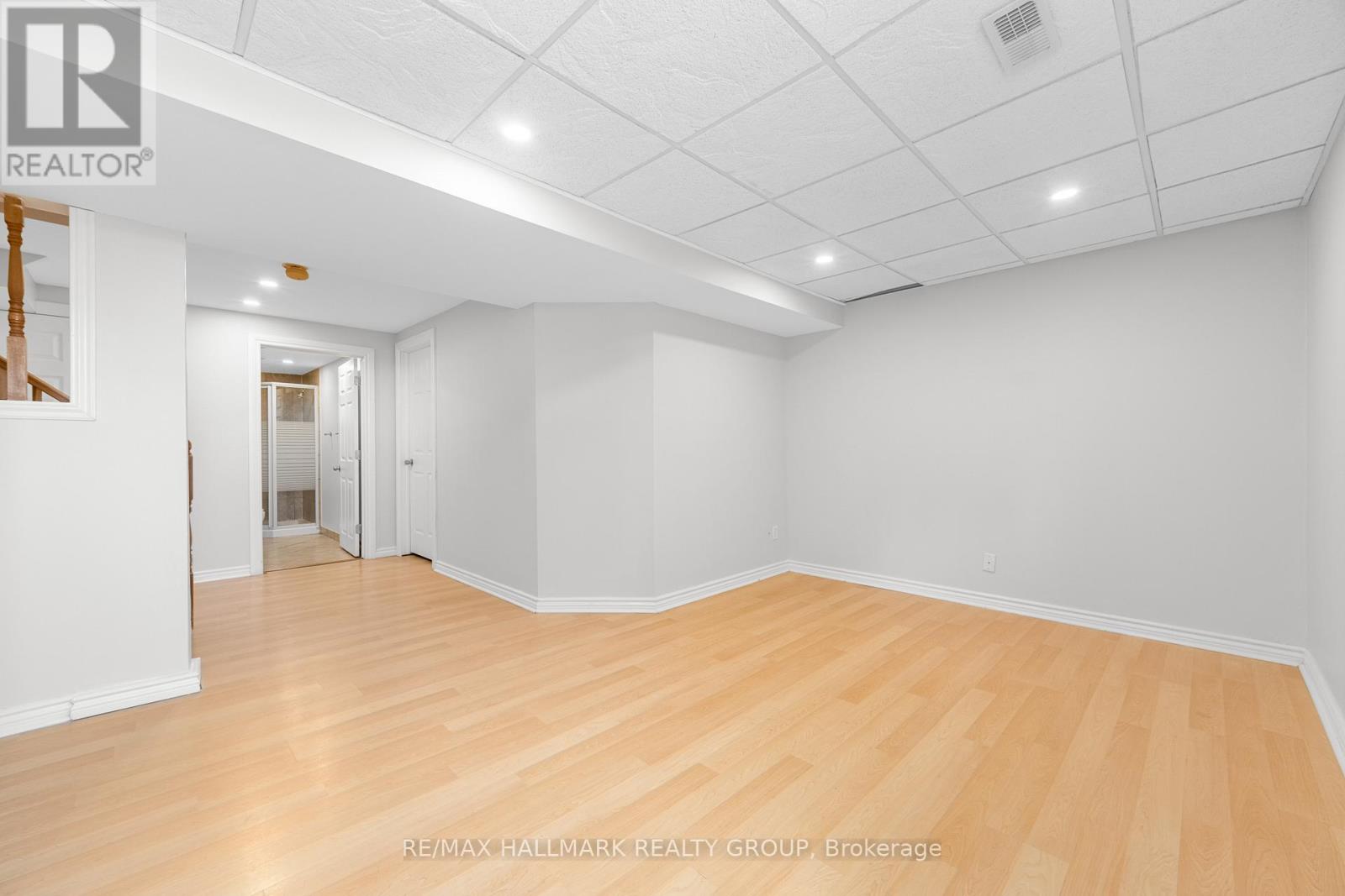 Photo 31 of 1146 Halton Terrace, Ottawa ON