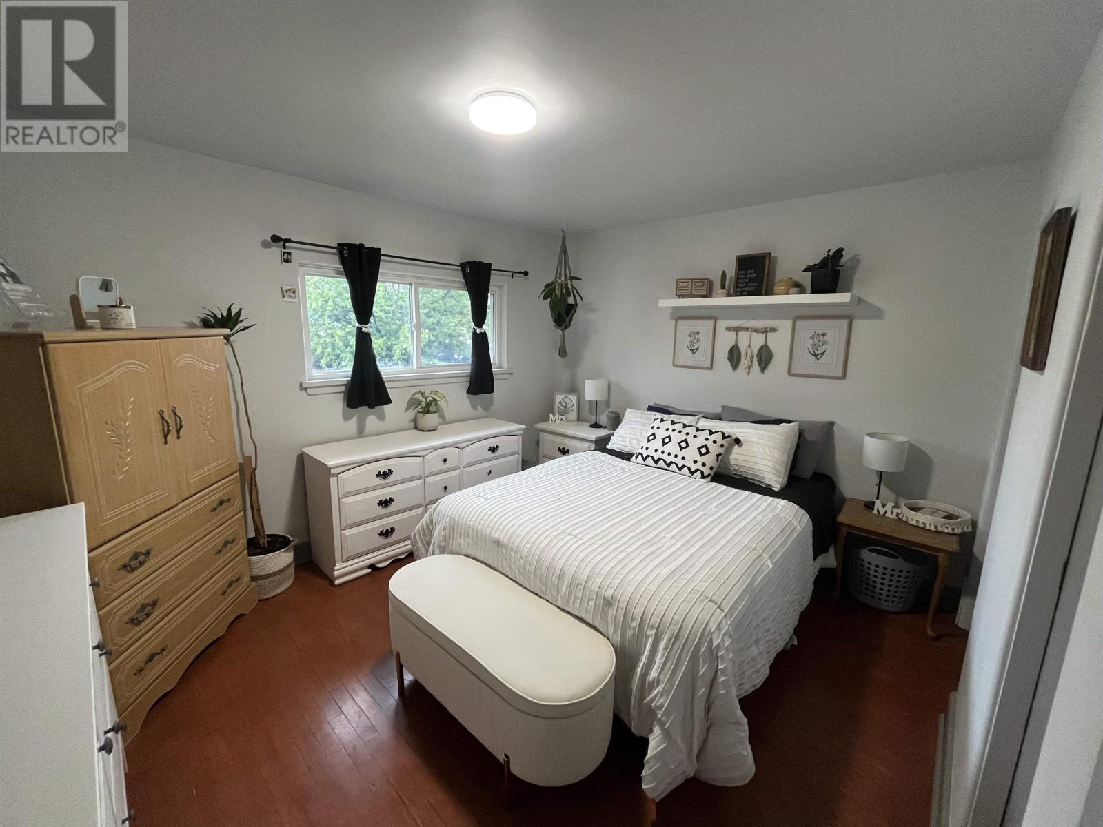Photo 20 of 848 Brodie Street N, Thunder Bay ON