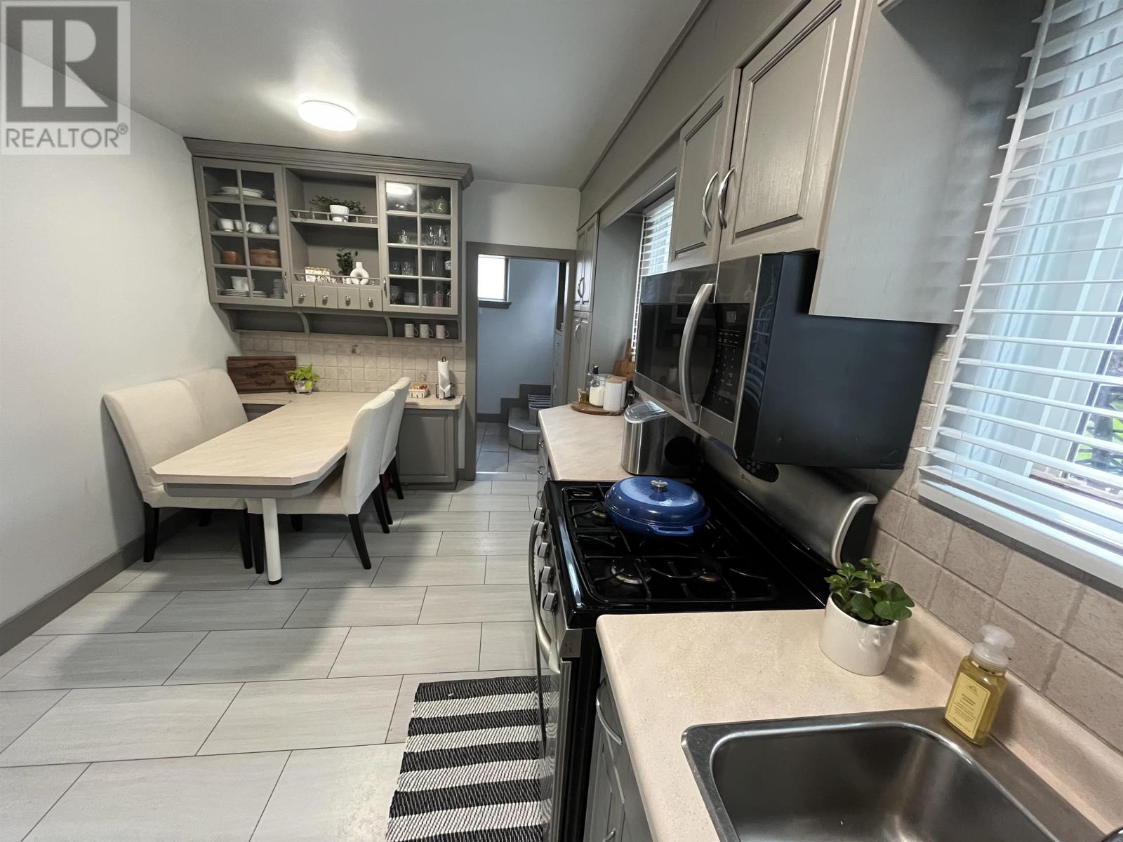 Photo 15 of 848 Brodie Street N, Thunder Bay ON