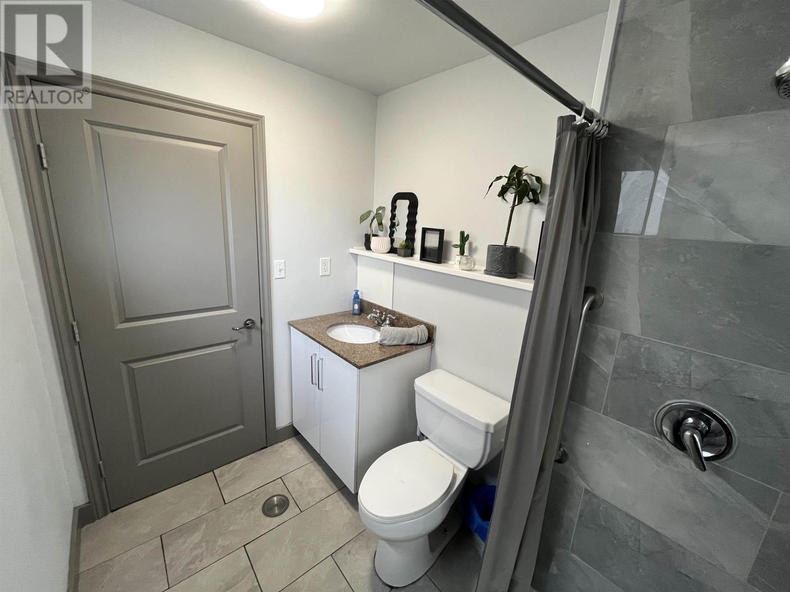 Photo 18 of 848 Brodie Street N, Thunder Bay ON