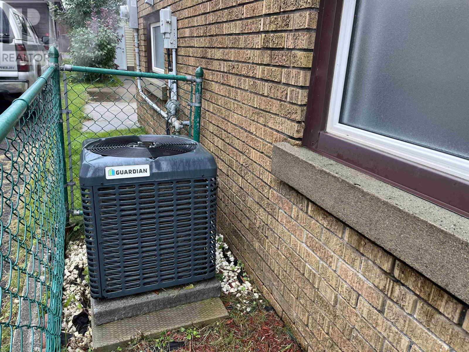 Photo 36 of 848 Brodie Street N, Thunder Bay ON