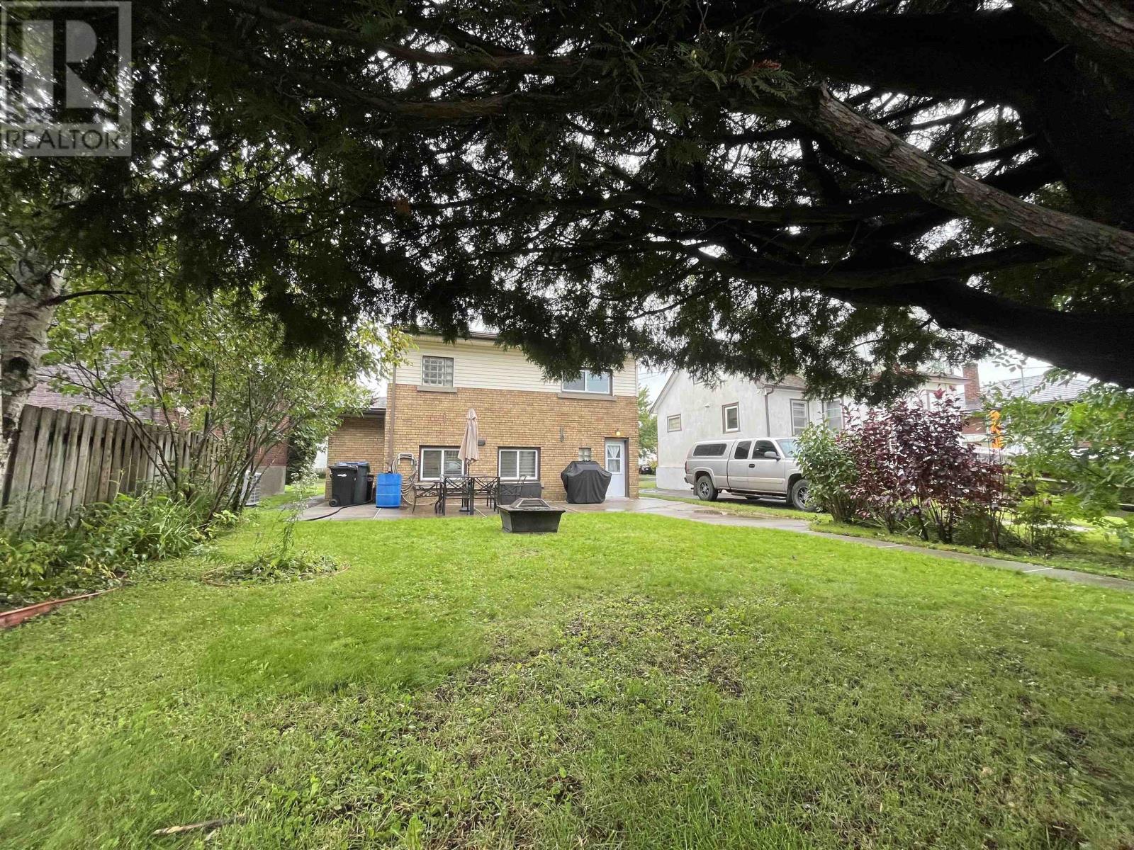 Photo 39 of 848 Brodie Street N, Thunder Bay ON