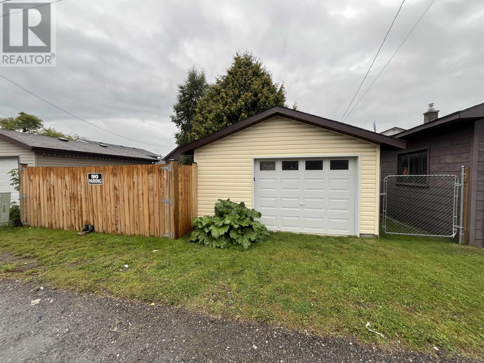 Photo 42 of 848 Brodie Street N, Thunder Bay ON