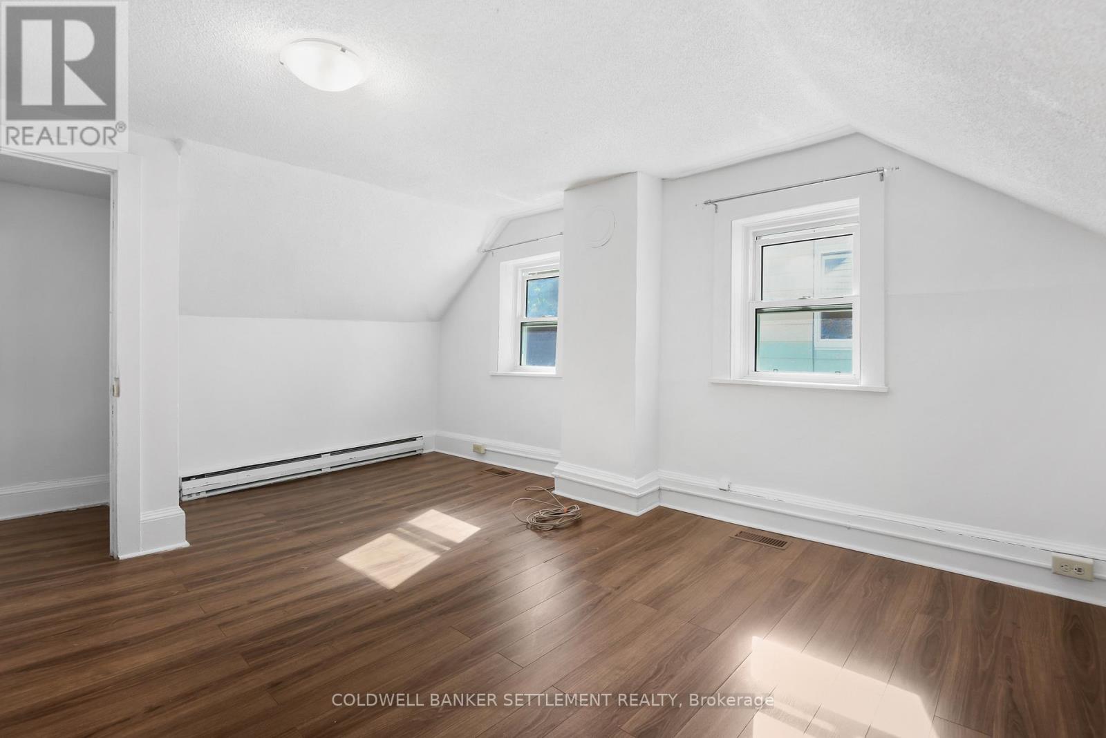 Photo 16 of 89 Drummond Street E, Perth ON