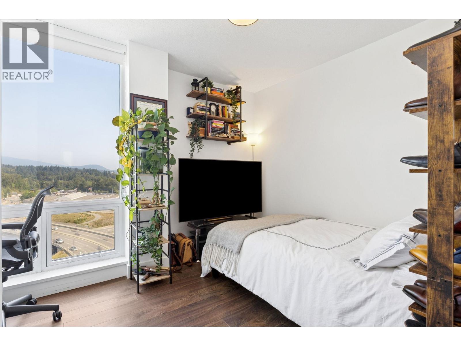 Photo 18 of 1702 1550 Fern Street, North Vancouver BC