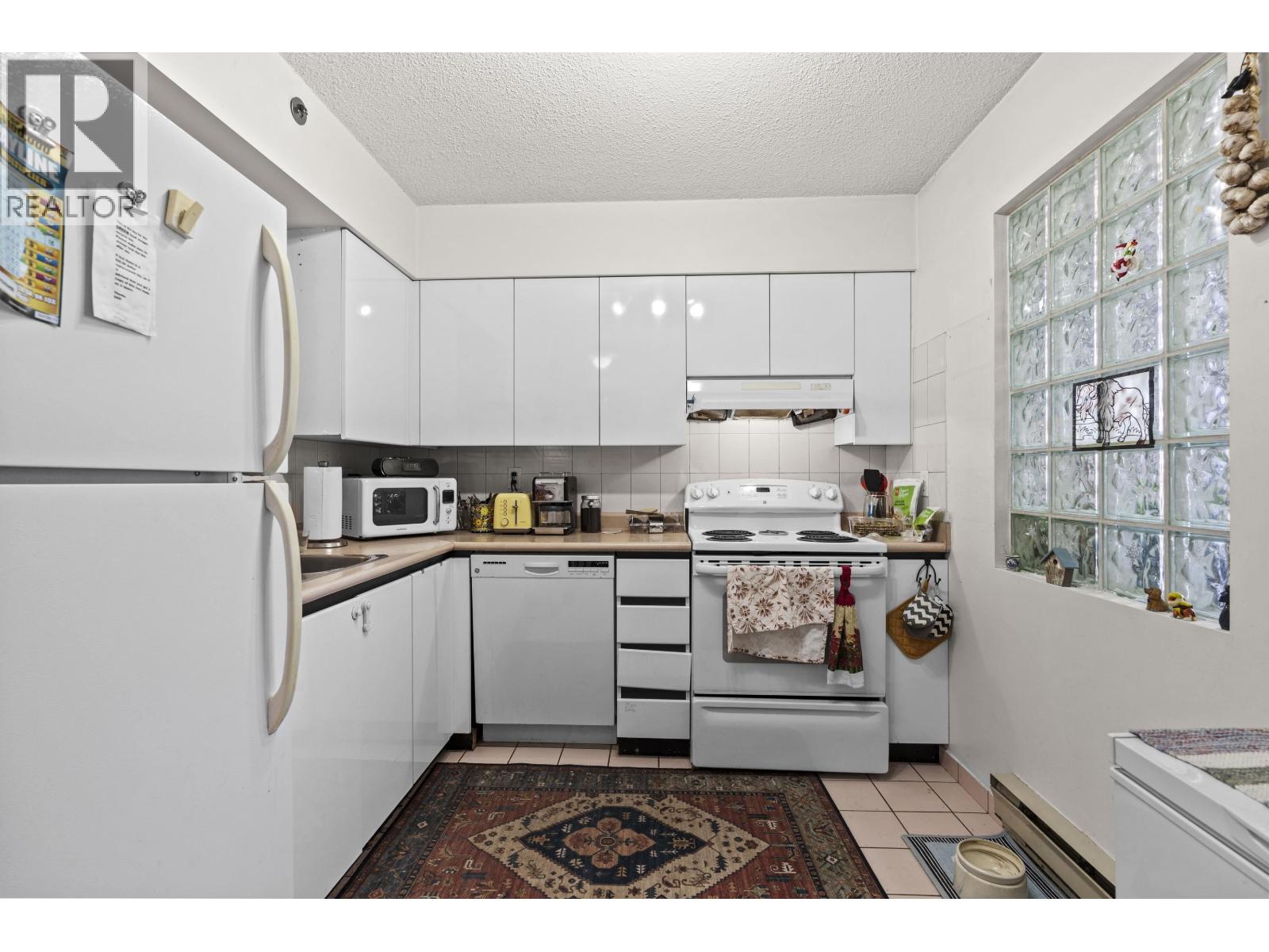 Photo 2 of 503 1771 Nelson Street, Vancouver BC