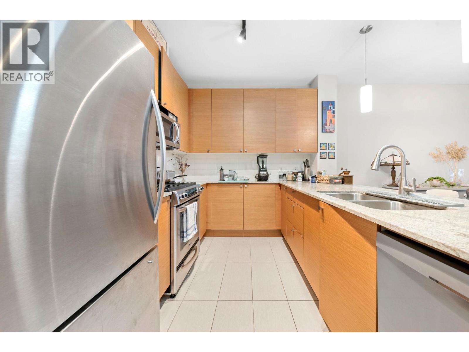 Photo 15 of 411 201 Morrissey Road, Port Moody BC