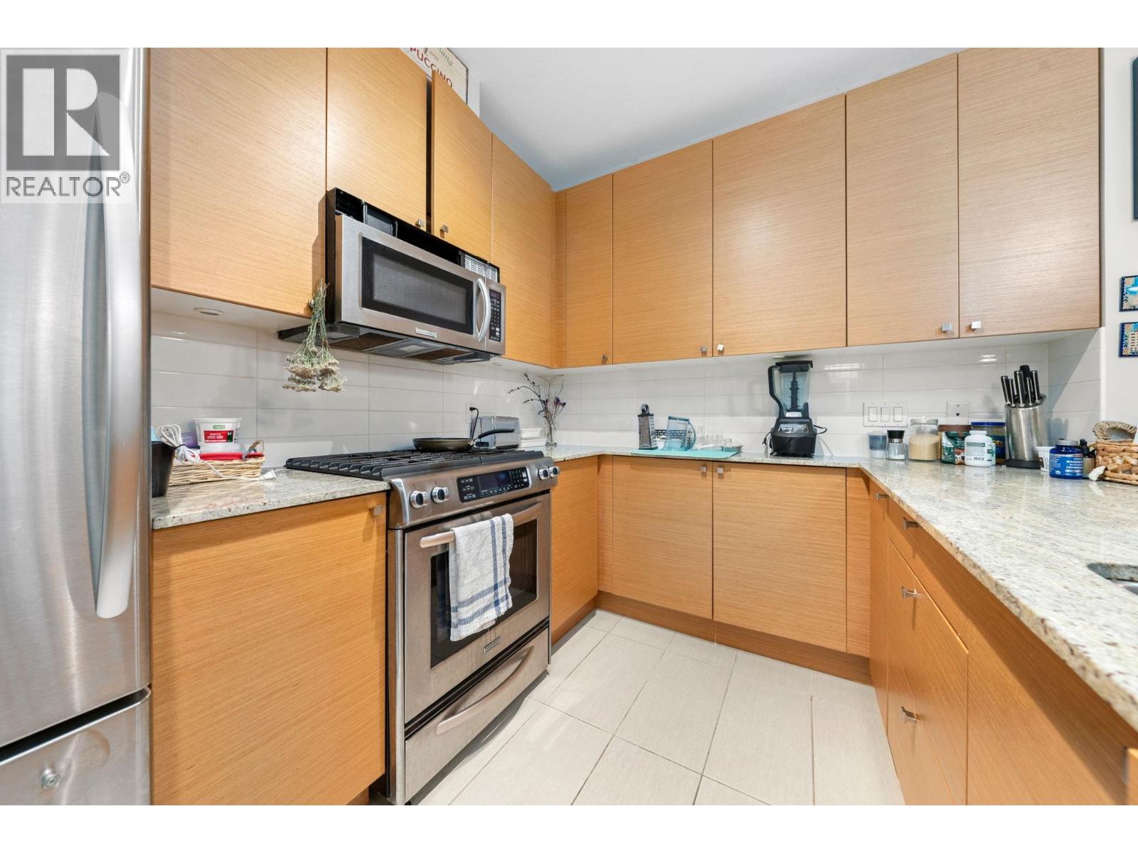 Photo 17 of 411 201 Morrissey Road, Port Moody BC