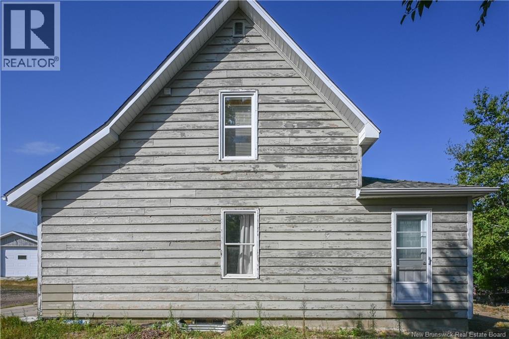 Photo 4 of 336 Saint Pierre O Boulevard, Caraquet NB