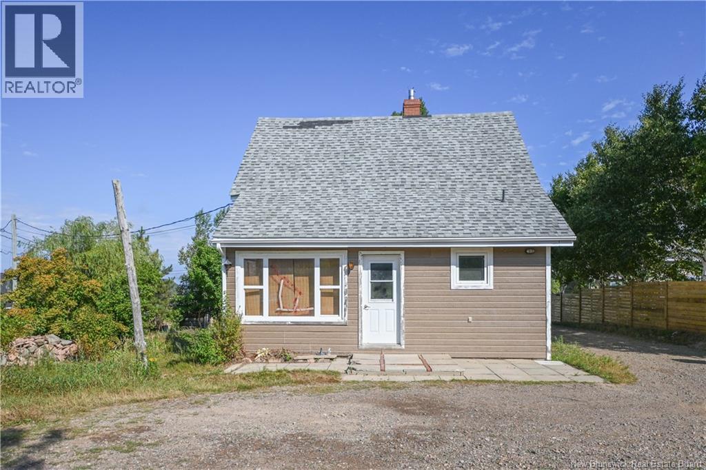 Photo 8 of 336 Saint Pierre O Boulevard, Caraquet NB
